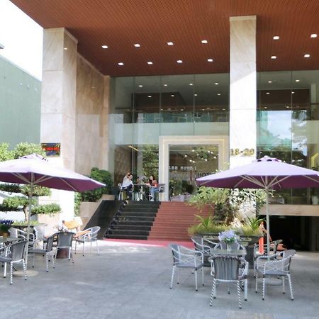 Clivia Hotel & Suite Da Nang Exterior photo