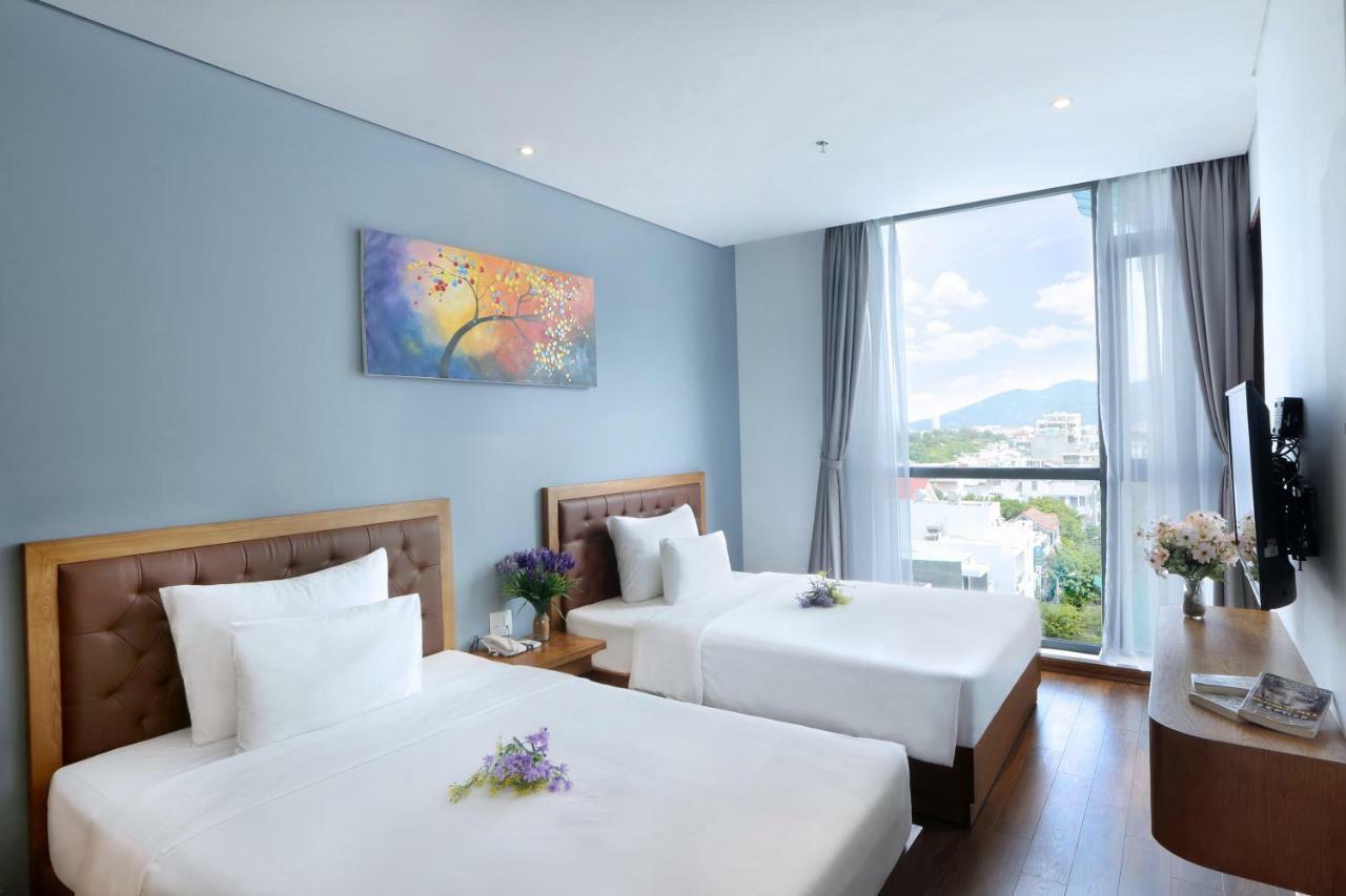 Clivia Hotel & Suite Da Nang Exterior photo